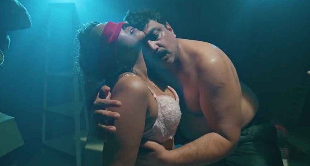 Raat Baaki Hai 2024 Hindi Hot Web Series Episode 4 – Ullu Originals