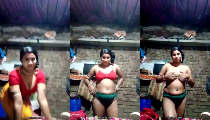 Must Watch desi viral mms sexy village hot bhabhi nude big boobs video call with lover