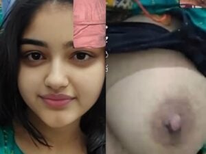 xhamster19 Cutest Indian Virgin Muslim Teen Girl Naked Big Boobs and Pussy Show on Video Call with Lover