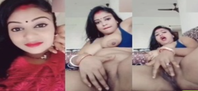 Mydesi2 Indian Amateur Porn Horny Desi Bhabhi Fingering pussy viral mms